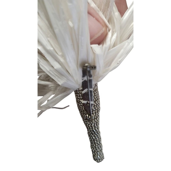 Women's Brooch Aster Flower Voluminous Design Made of White Ribbons with Shimmer - Picture 6 of 10